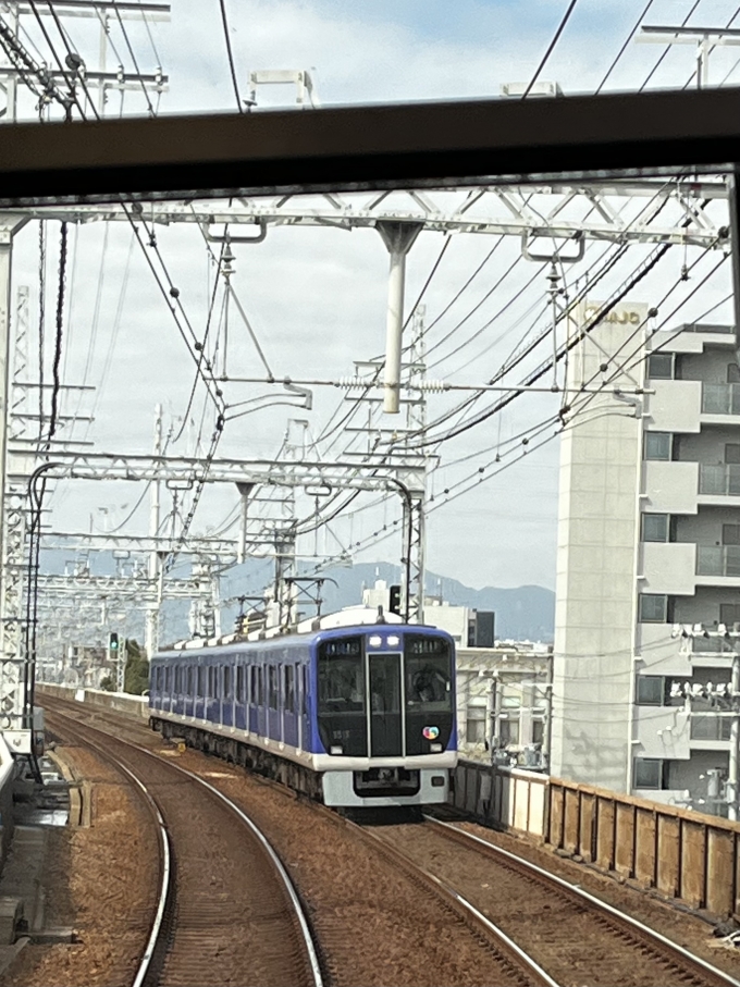 鉄道乗車記録の写真:列車・車両の様子(未乗車)(3)        「尼崎へ向かう車内からパチリ。」