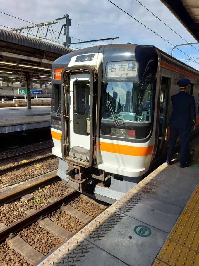 鉄道乗車記録の写真:列車・車両の様子(未乗車)(4)     「名古屋駅に到着しました。快速みえは速いですね。多気駅から名古屋駅まであっという間でした。」