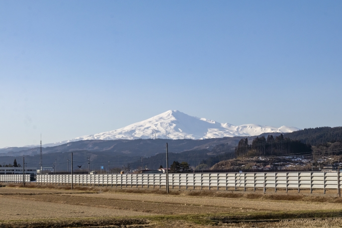 鉄道乗車記録の写真:車窓・風景(4)        「鳥海山」