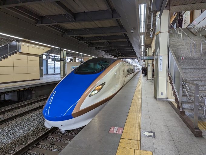 鉄道乗車記録の写真:乗車した列車(外観)(1)          「北陸新幹線
JR東日本・西日本E7系／W7系新幹線」