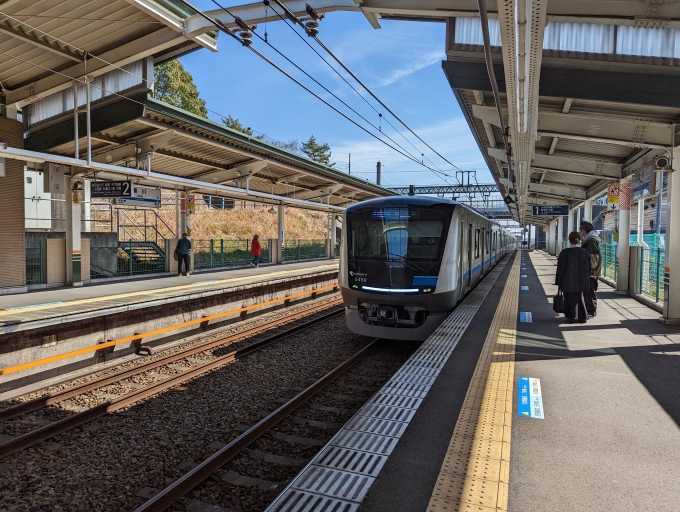 鉄道乗車記録の写真:乗車した列車(外観)(1)        「小田急多摩線
小田急5000形（2代目）」