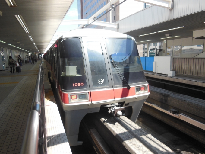 鉄道乗車記録の写真:乗車した列車(外観)(1)          「東京モノレール1000形」