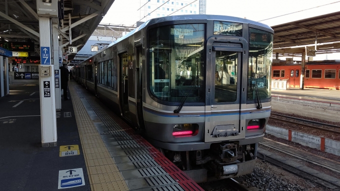 鉄道乗車記録の写真:乗車した列車(外観)(6)        「岡山駅 JR瀬戸大橋線 高松行」