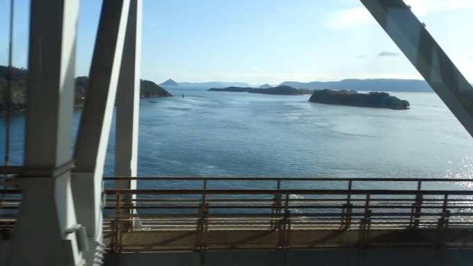 鉄道乗車記録の写真:車窓・風景(9)     「瀬戸大橋からの眺め」
