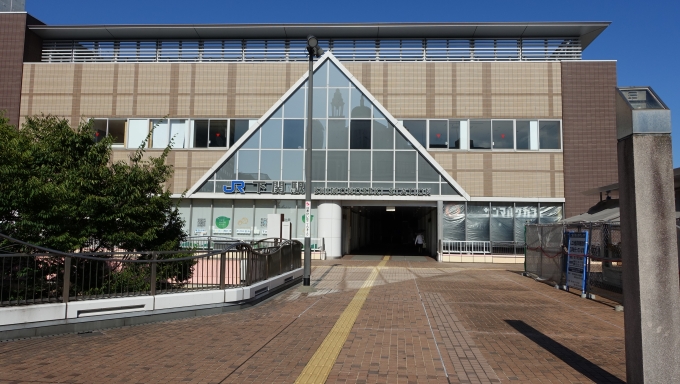 鉄道乗車記録の写真:駅舎・駅施設、様子(6)        「下関駅東口」