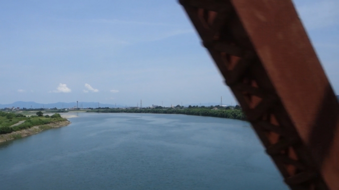 鉄道乗車記録の写真:車窓・風景(30)        「球魔川（くまがわ）に かかる球魔川橋梁を渡る。」