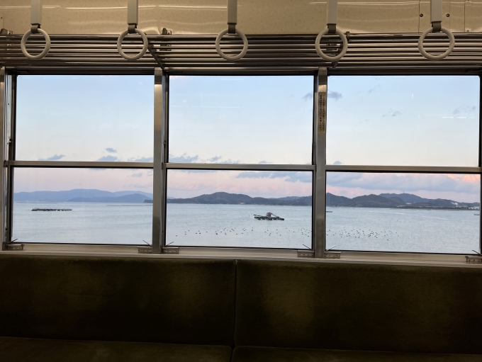 鉄道乗車記録の写真:車窓・風景(1)          「志度湾」
