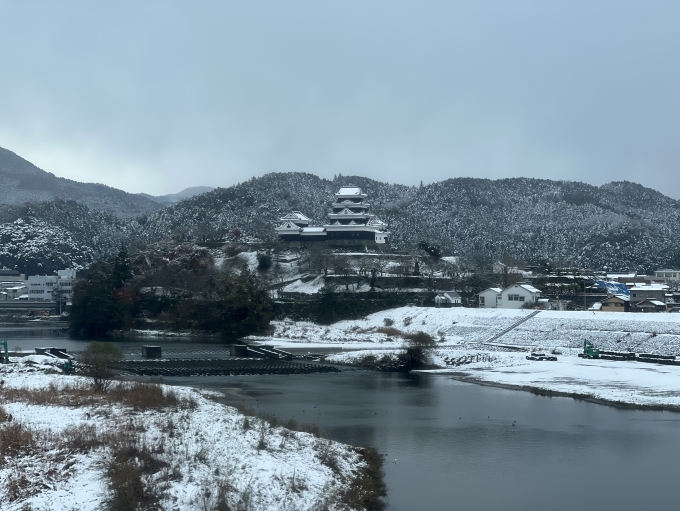 鉄道乗車記録の写真:車窓・風景(1)        「雪の伊予大洲城」