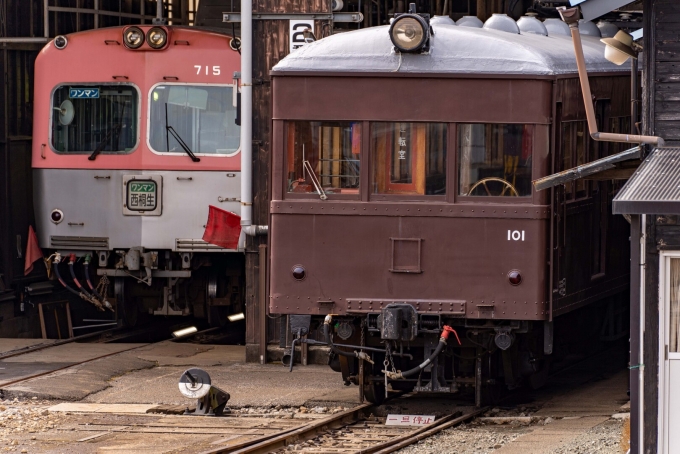 鉄道乗車記録の写真:列車・車両の様子(未乗車)(1)          「大胡の車両基地には
貴重な車両が沢山ある。
写真はデハ100形
たまにイベントで走っている。」
