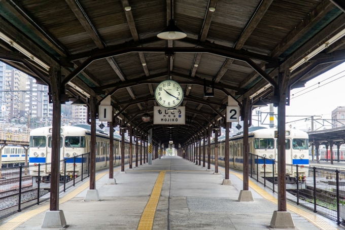 鉄道乗車記録の写真:駅舎・駅施設、様子(1)        「人生初の九州へ上陸し、
九州初の列車に乗車。」
