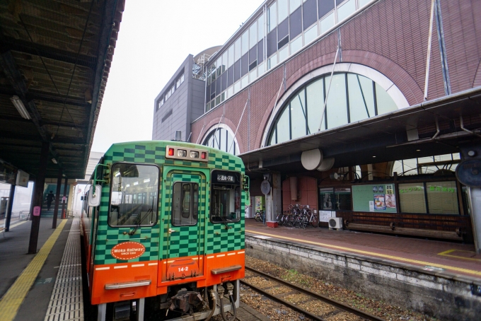 鉄道乗車記録の写真:乗車した列車(外観)(4)        「モオカ14-2
モオカ14形」