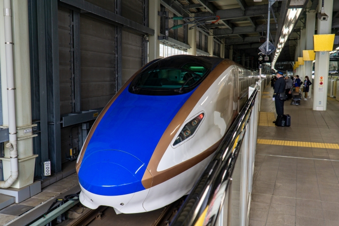 鉄道乗車記録の写真:乗車した列車(外観)(6)        「E714-40 
E7・W7系新幹線 F40編成」