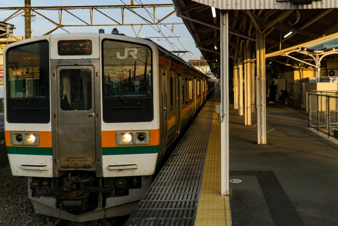 鉄道乗車記録の写真:乗車した列車(外観)(5)        「クハ210-3047
211系 C15編成」