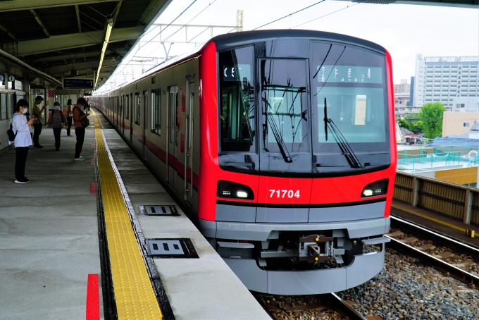鉄道乗車記録の写真:乗車した列車(外観)(2)        「71704
東武70000系 71704F編成」