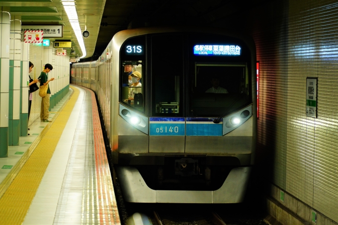 鉄道乗車記録の写真:乗車した列車(外観)(2)        「05-140
営団05系 05-140F編成」