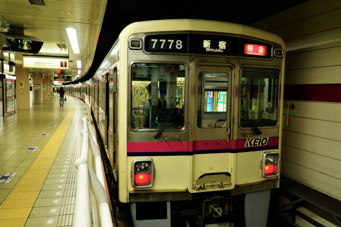 鉄道乗車記録の写真:乗車した列車(外観)(2)        「7778
京王7000系 7728F編成」
