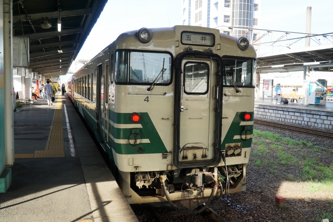 鉄道乗車記録の写真:乗車した列車(外観)(4)     「キハ40 4
」