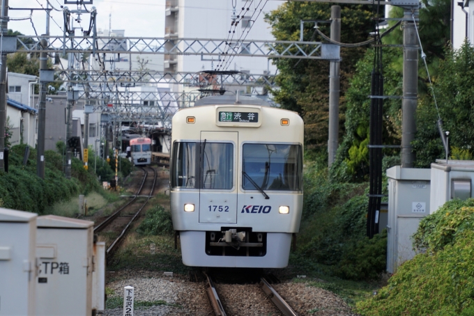 鉄道乗車記録の写真:乗車した列車(外観)(2)     「1752
京王1000系電車(2代)」