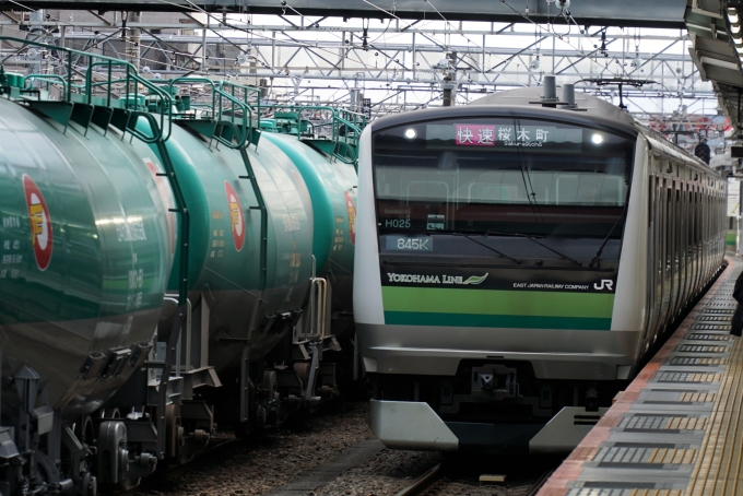 鉄道乗車記録の写真:乗車した列車(外観)(2)     「JR東日本 クハE233-6025
E233系 H025編成」