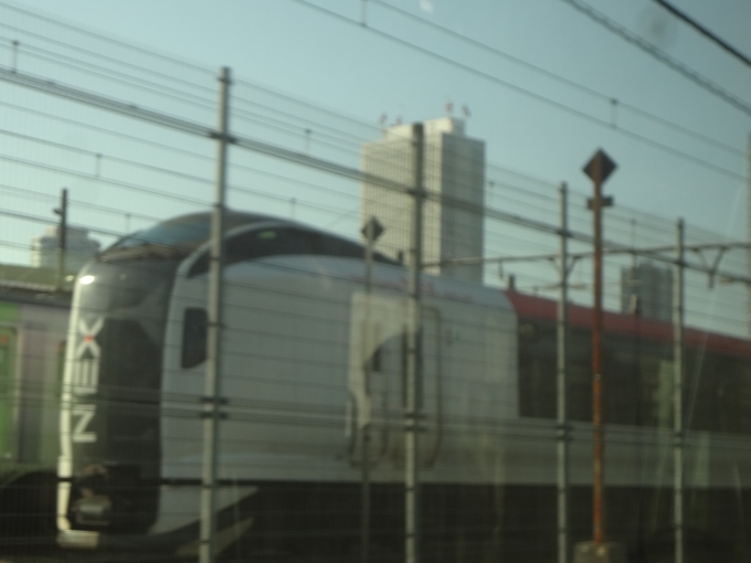 鉄道乗車記録の写真:列車・車両の様子(未乗車)(1)        「もうすぐ塗装変わるNEX」