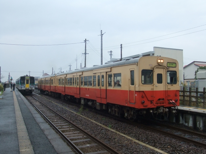 鉄道乗車記録の写真:列車・車両の様子(未乗車)(3)        「横田駅では、キハ30の２両編成と交換した。」