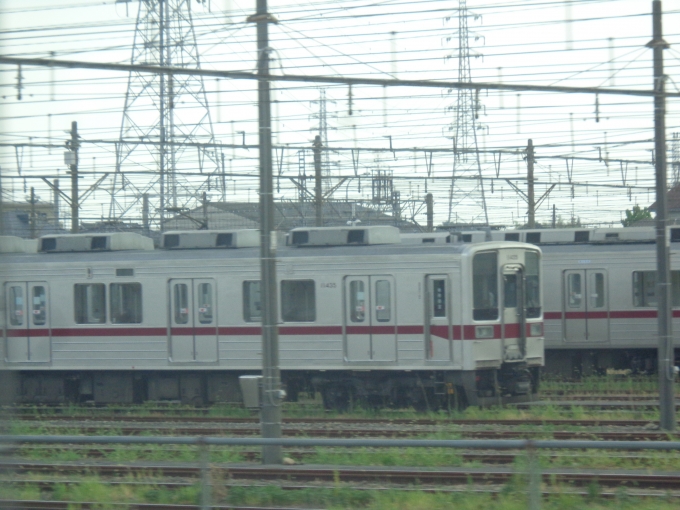 鉄道乗車記録の写真:列車・車両の様子(未乗車)(12)        「車両基地にて、10030が留置中」