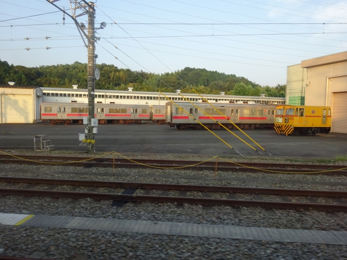 鉄道乗車記録の写真:車窓・風景(2)        「長津田車両基地付近」