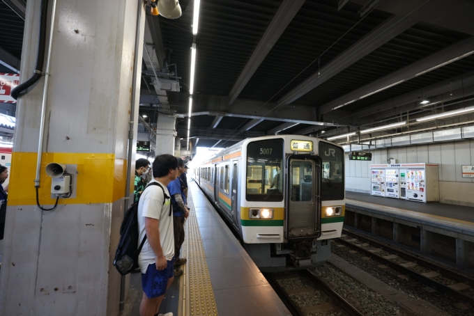 鉄道乗車記録の写真:乗車した列車(外観)(1)     「豊橋から飯田線で北上。前半戦は、天竜峡行。夏休み、乗客の多くは、青春18きっぷを持っていた。」