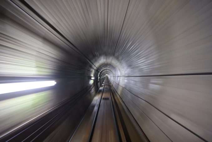 鉄道乗車記録の写真:車窓・風景(7)        「トンネルをひたすら走る」