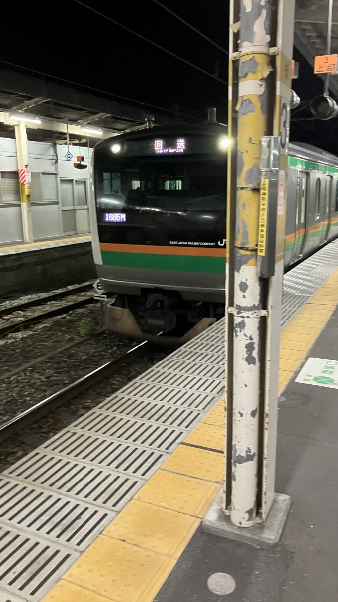 鉄道乗車記録の写真:列車・車両の様子(未乗車)(1)        「新前橋駅で特急開運成田山初詣群馬号に先行する普通列車を待っていたところ、3番線に回送列車が入ってきた。
車両番号を見たところ、高崎駅で見た回送列車と同じものだった。」