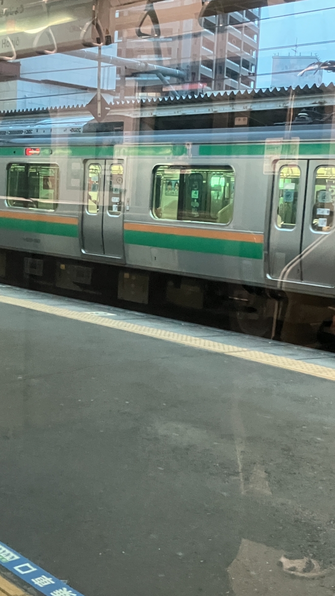 鉄道乗車記録の写真:列車・車両の様子(未乗車)(2)        「本庄駅停車中に撮影した。
ここでは、高崎駅16:26発の快速アーバン上野行き(3930M)とすれ違った。」