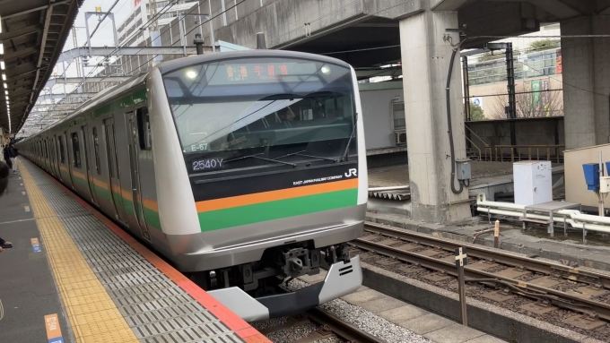 鉄道乗車記録の写真:乗車した列車(外観)(2)        「普通高崎行きの列車が入ってきて少ししてから、今回乗車した列車が入ってきた。」