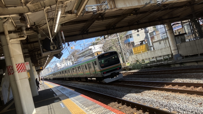 鉄道乗車記録の写真:列車・車両の様子(未乗車)(2)        「10:59ごろ撮影した。
上野東京ライン経由古河行きの列車(1580E)が通過している様子。」