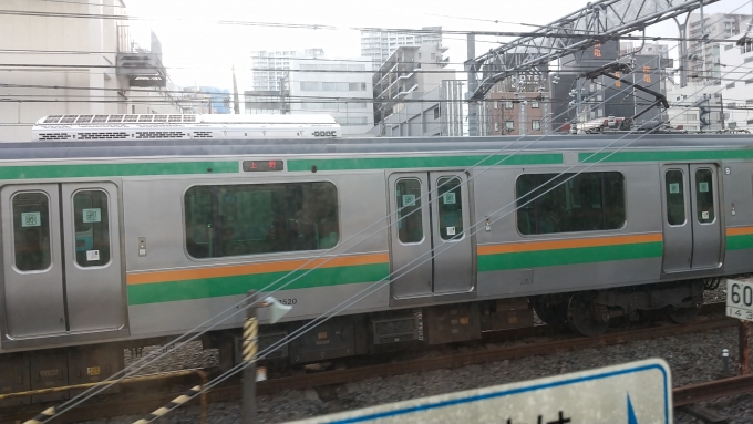 鉄道乗車記録の写真:列車・車両の様子(未乗車)(4)        「大宮駅を出発したあと、さいたま新都心駅付近まで前に乗っていた上野行きの列車と並走した。」