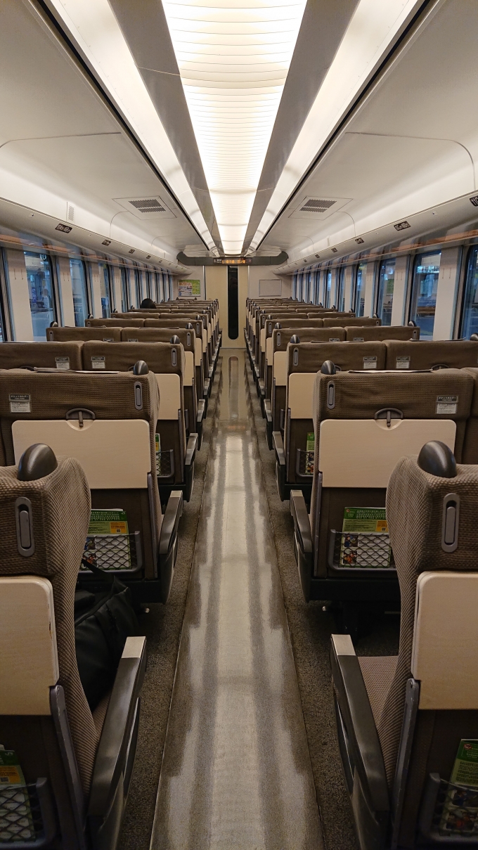 鉄道乗車記録の写真:車内設備、様子(3)        「特急 すずらん6号 東室蘭行き車内」