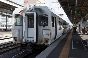 JR東日本 クモハE257形 クモハE257-4 鉄道フォト・写真 by とっきーさん 松本駅 (JR)：2015年05月17日15時ごろ