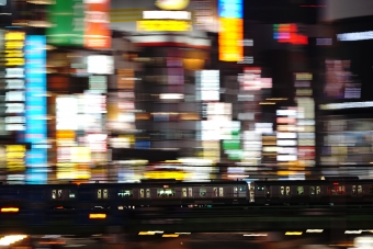 JR東日本E233系電車 鉄道フォト・写真 by とっきーさん 新宿駅 (JR)：2016年04月24日19時ごろ