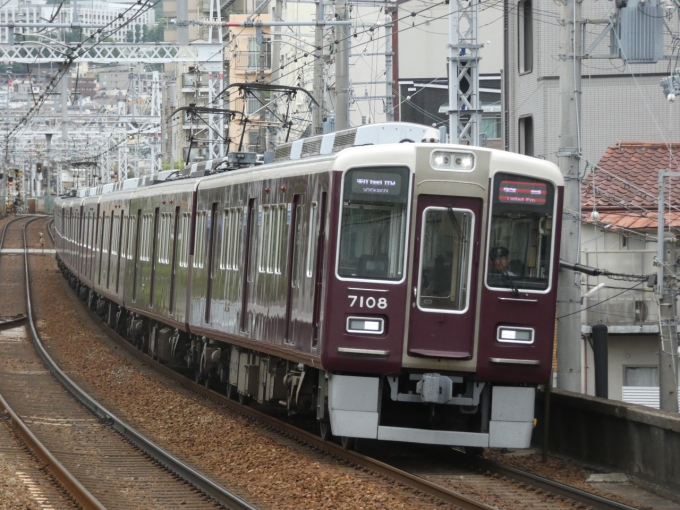 阪急電鉄 7108 (阪急7000系) 車両ガイド | レイルラボ(RailLab)