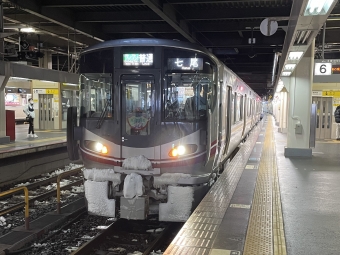 JR西日本 クモハ521形 クモハ521-106 鉄道フォト・写真 by おーつかさん 金沢駅 (IRいしかわ)：2021年12月31日15時ごろ