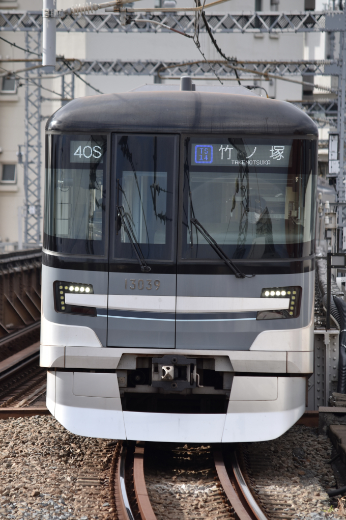 東京メトロ 13039 (東京メトロ13000系) 車両ガイド | レイルラボ(RailLab)