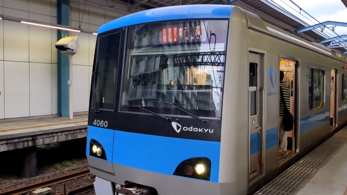 鉄道フォト・写真：小田急電鉄 小田急4000形電車 4060 湘南台駅 (小田急) 鉄道フォト・写真 by 3000Vさん - 撮影日 2024/07/01 16:23