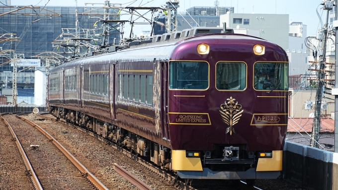 鉄道フォト・写真：近畿日本鉄道 近鉄19200系電車  あをによし 19301 東寺駅 鉄道フォト・写真 by あずきさん - 撮影日 2024/07/19 14:41