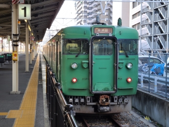 JR西日本 鉄道フォト・写真 by あっとさん 伊賀駅：2023年01月08日08時ごろ