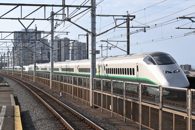JR東日本 E322形(M2c) つばさ(新幹線) E322-2005 鉄道フォト・写真 by 無二似さん 中浦和駅：2024年05月06日06時ごろ