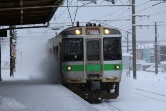 JR北海道721系電車 クハ721-4101 鉄道フォト・写真 by Okhotsk_283さん 平和駅：2024年02月24日07時ごろ