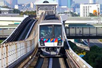 横浜シーサイドライン 鉄道フォト・写真