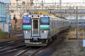 JR北海道 クハ733形 クハ733-3104 鉄道フォト・写真 by BBsanさん 白石駅 (北海道|JR)：2021年11月12日07時ごろ