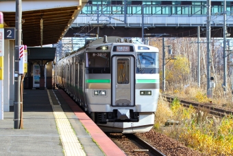 JR北海道 クハ733形 クハ733-3210 鉄道フォト・写真 by BBsanさん 平和駅：2021年11月12日12時ごろ