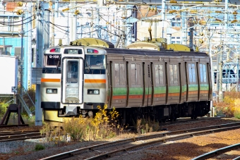JR北海道 クハ731形(Tc') クハ731-102 鉄道フォト・写真 by BBsanさん 白石駅 (北海道|JR)：2021年11月12日09時ごろ