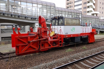 JR北海道 HTR400R HTR400R-426 鉄道フォト・写真 by BBsanさん 北広島駅：2021年11月13日12時ごろ